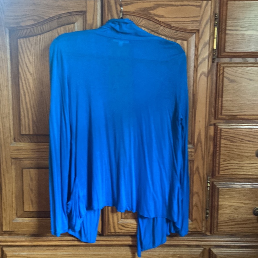 Active Basic sheer flowy jacket - Picture 3 of 6